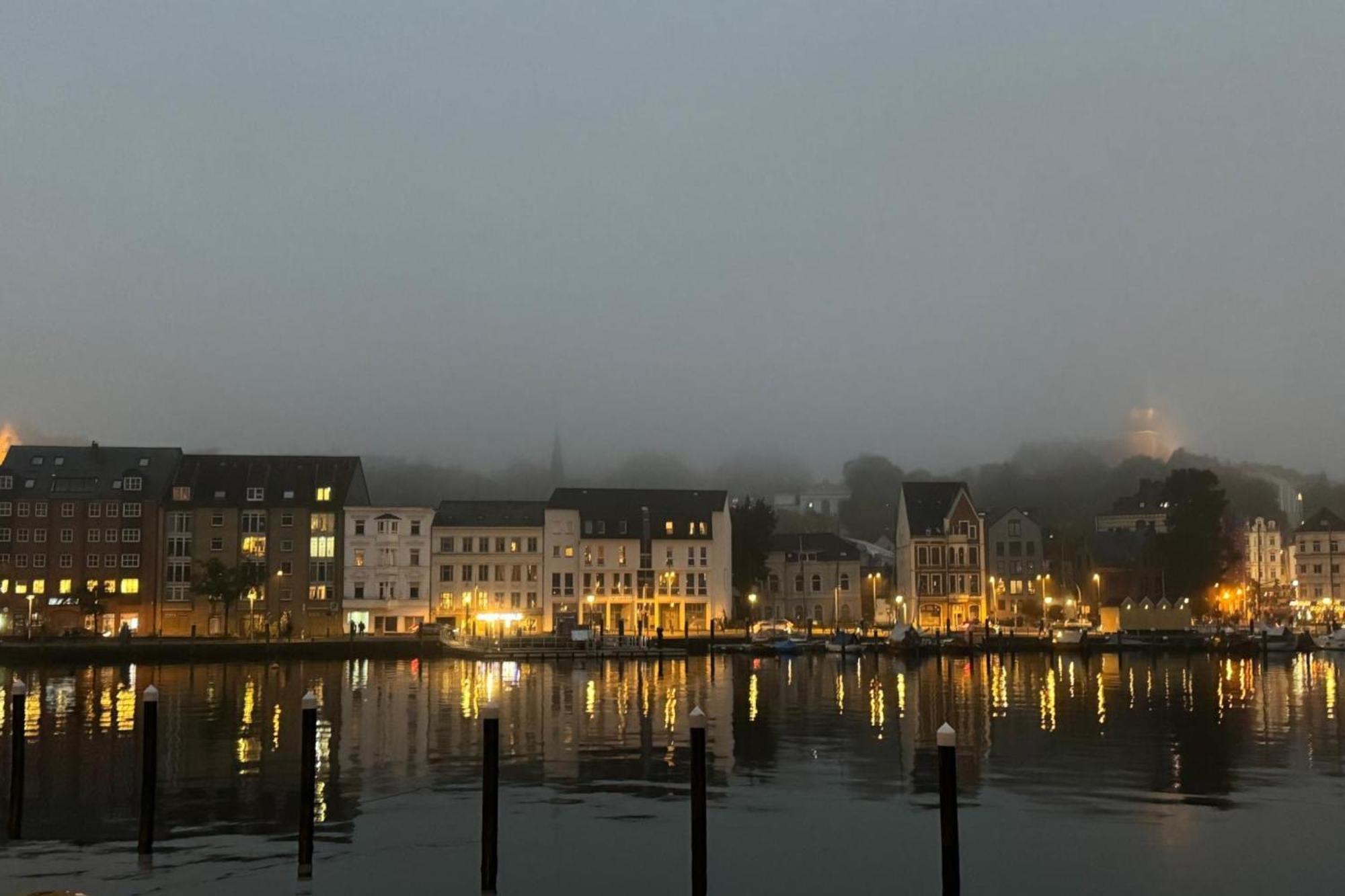 Lieblingsplatz -Wunderschoen, Mit Blick Auf Die Foerde Harrislee Luaran gambar